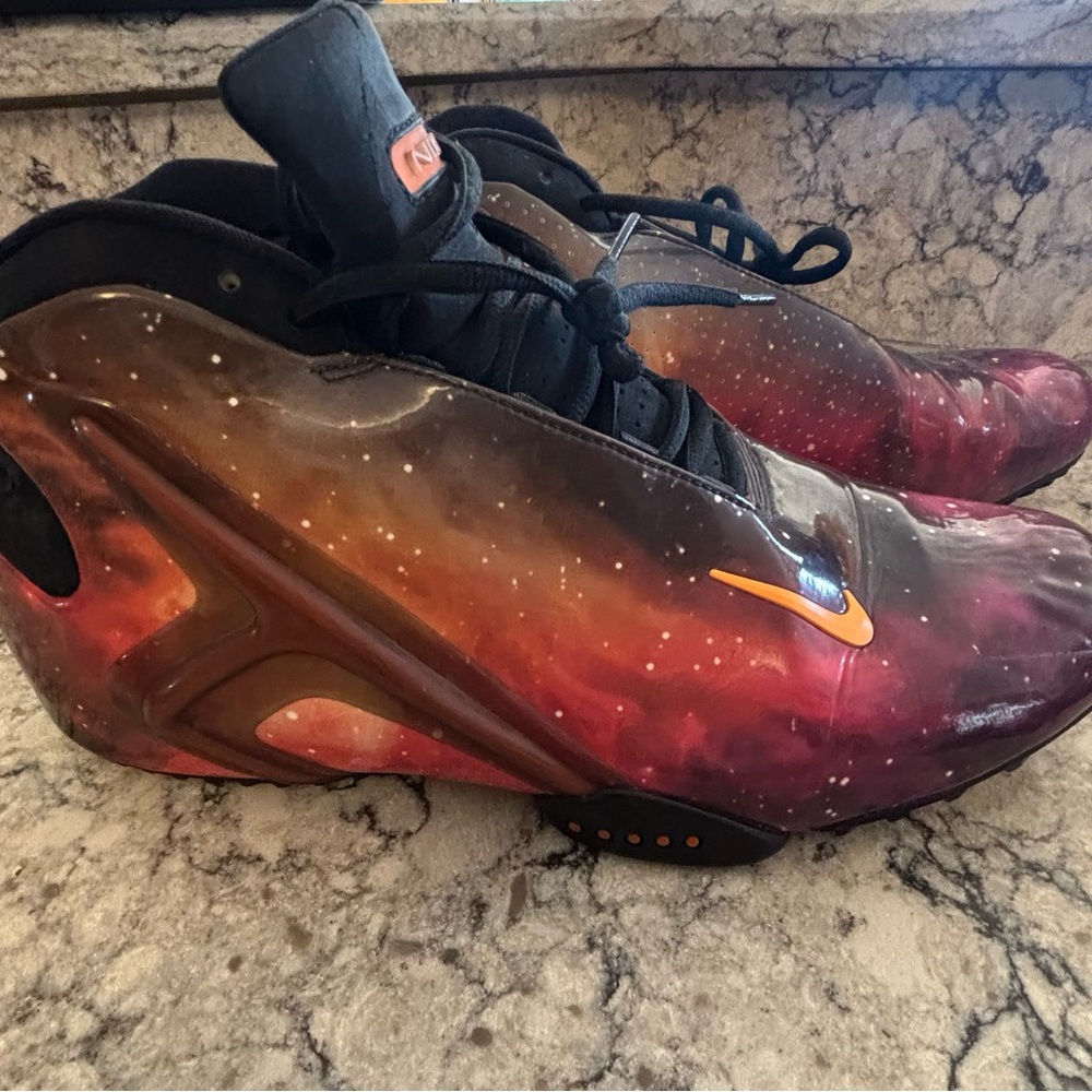 Nike Men’s Zoom Hyperflight PRM superhero LeBron Galaxy size 14 Sneakers
